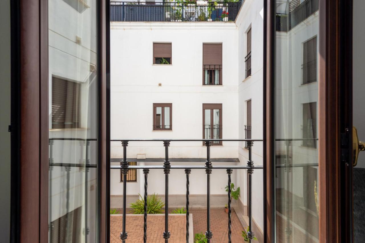 First Floor Near Macarena Church Sevilla Dış mekan fotoğraf